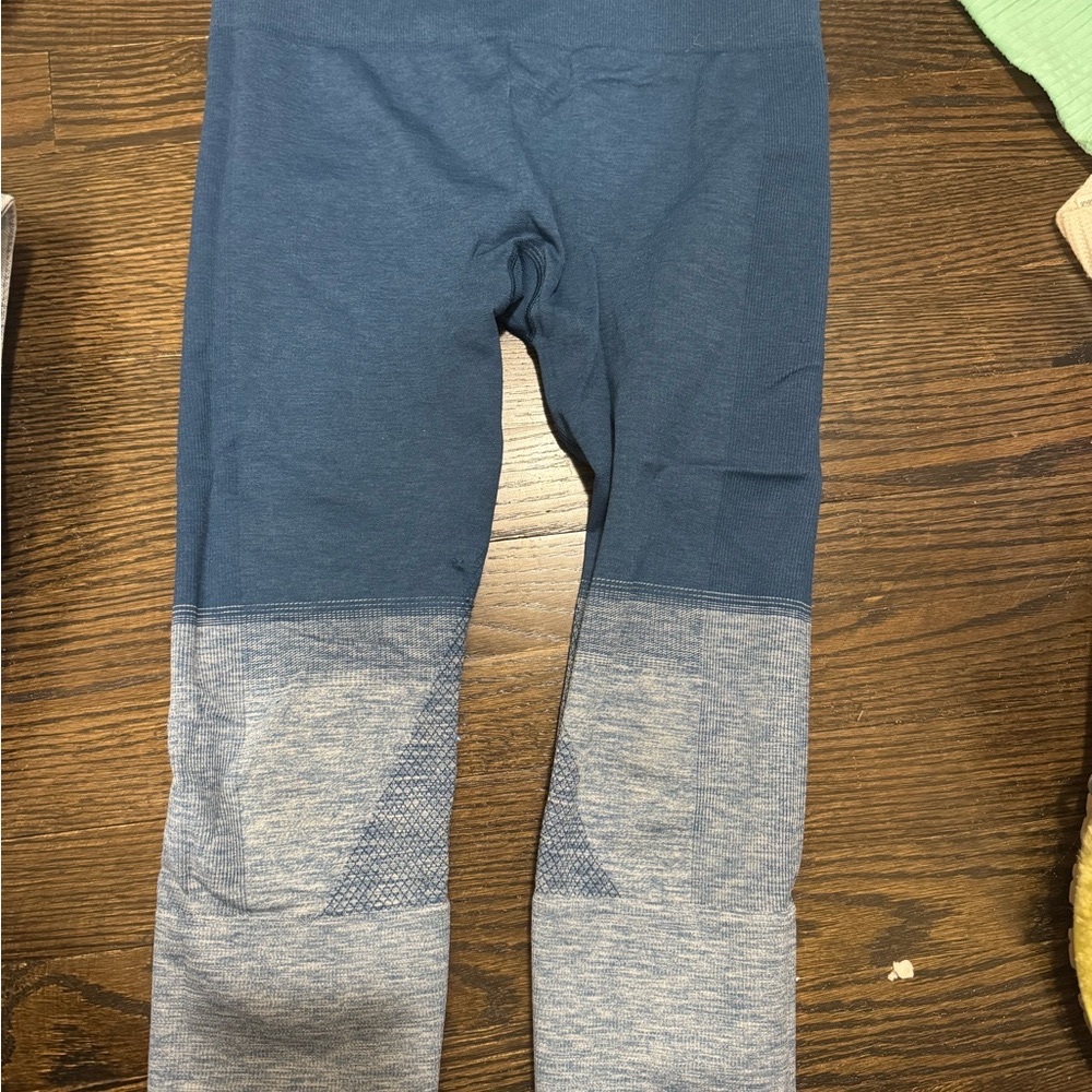 lululemon athletica ebb to street